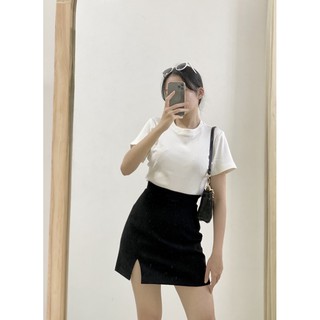 Chân váy xẻ tà dáng ngắn