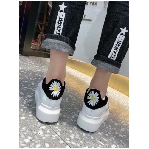FREE SHIP Giày thể thao nữ độn đế MC-Queen gót đen nhung và gót cầu vồng Full Hộp kèm video | BigBuy360 - bigbuy360.vn