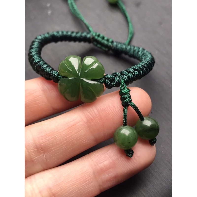 Vòng tay đá nephrite cỏ 4 lá HANMYNGHE