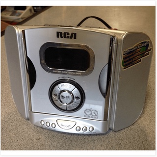 Máy nghe nhạc CD, USB Player