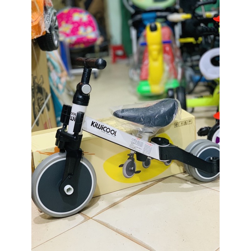 XE CÂN BẰNG KIWICOOL KIÊM XE 3 BÁNH VÀ CHÒI CHÂN