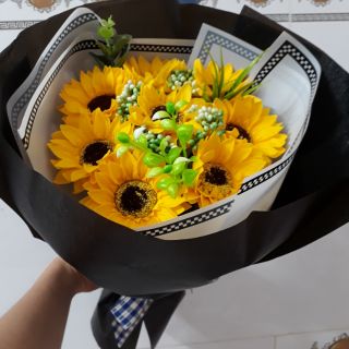 Bó hoa sáp hướng dương 8 bông