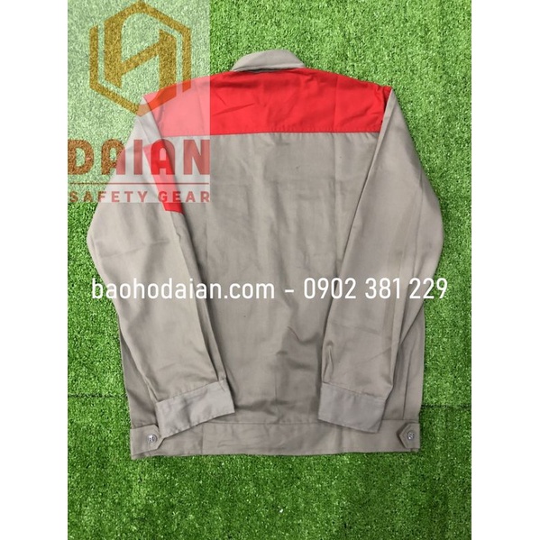 Quần áo bảo hộ lao động vải kaki 31 túi hộp màu ghi đất phối đỏ - M12