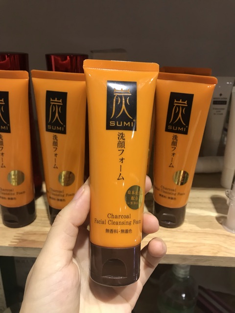 Sửa rửa mặt SUMI