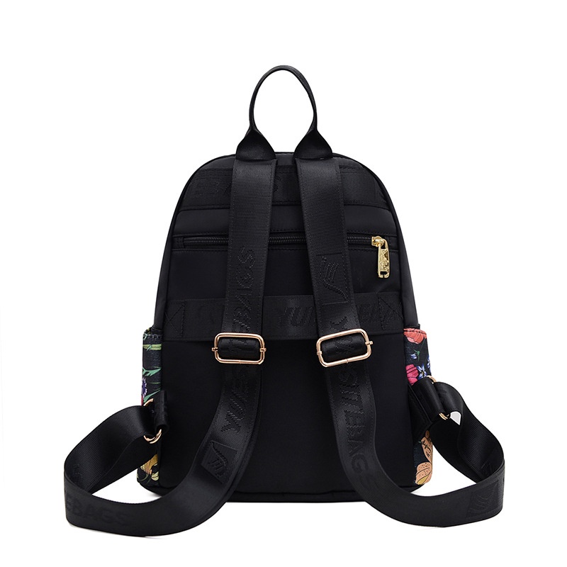 Ba Lô Nhiều Màu Sắc Kích Thước Lớn Có Thể Treo Lên Được Chất Lượng Cao Dành Cho Bạn Nữ