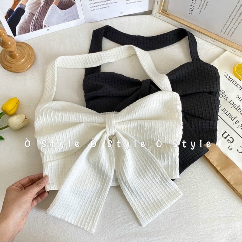 Áo nơ cúp ngực cổ yếm