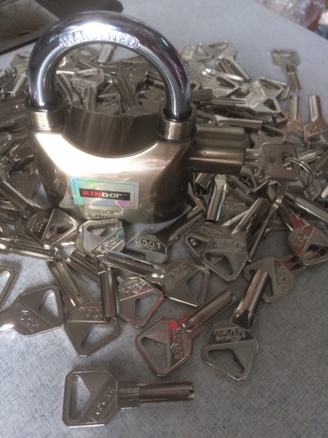 Ổ khoá KINBAR hú chống trộm gồm 50 CHÌA phụ