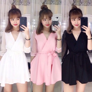Đầm xoè cổ V tay voan lướl