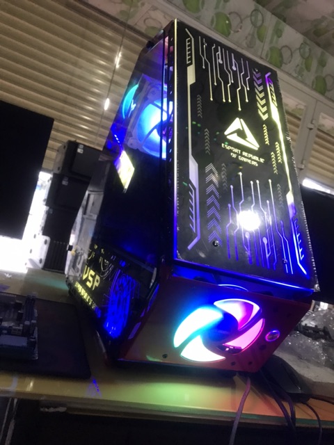 Vỏ thùng case Gamming siêu đẹp hầm hố | BigBuy360 - bigbuy360.vn