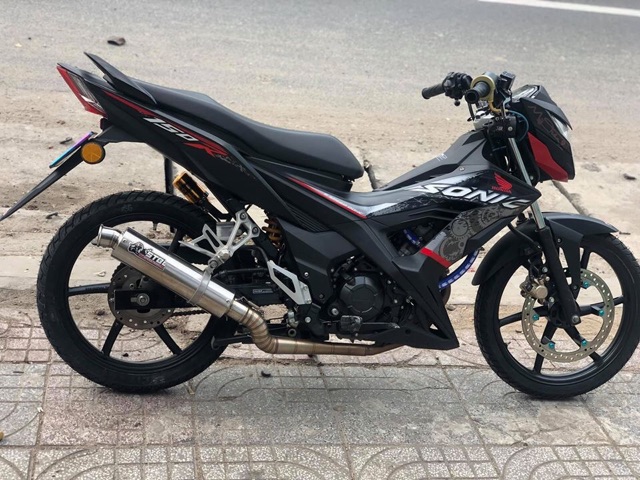 Mâm RCB 6 cây Sonic 150R chính hãng size 1.6 1.6 " gắn như zin "