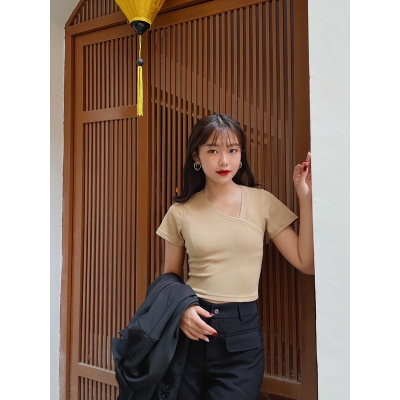 Áo cut - out