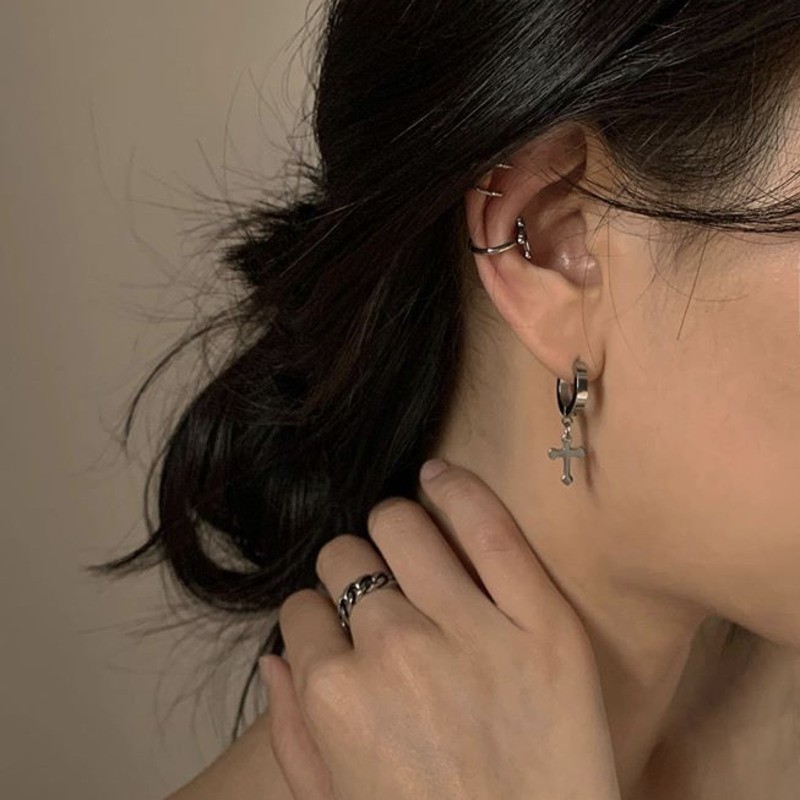 Khuyên tai hình chữ thập phong cách Hàn Quốc cá tính