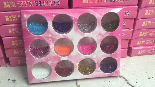 Bộ 12 Hộp Nhũ Rắc Móng