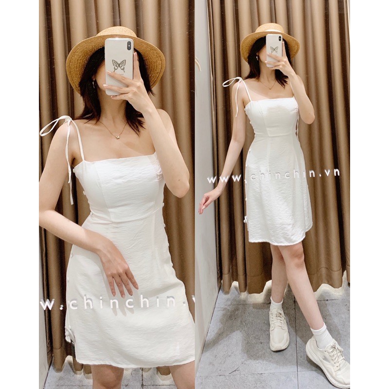 ĐẦM HAI DÂY TRẮNG XOÈ NÚT BỌC