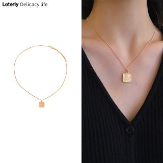 Dây chuyền mạ vàng dành cho nữ mặt vuông hoa hồng thời trang giản dị