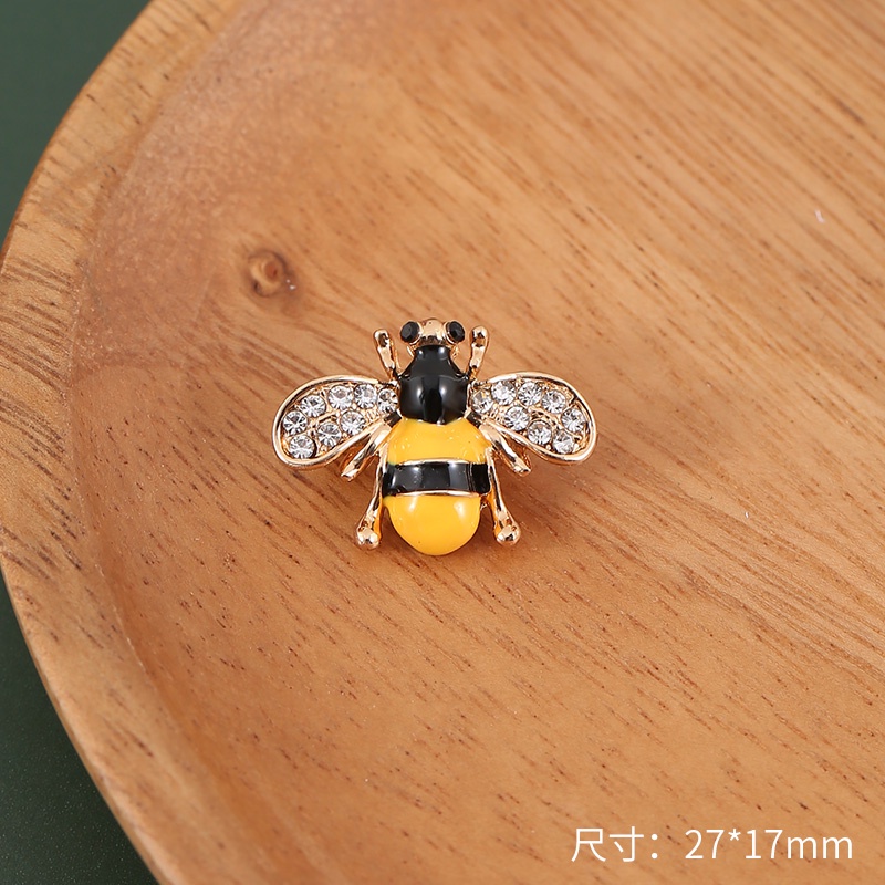 Ghim Cài Áo Hình Con Ong Đính Đá Pha Lê Và Ngọc Trai Giả Sang Trọng