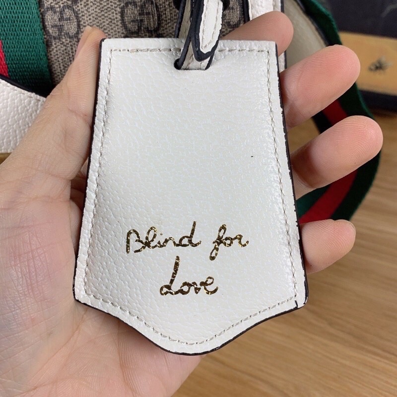 Túi xách Gucci Queen khoá con ong viền trắng size 25cm
