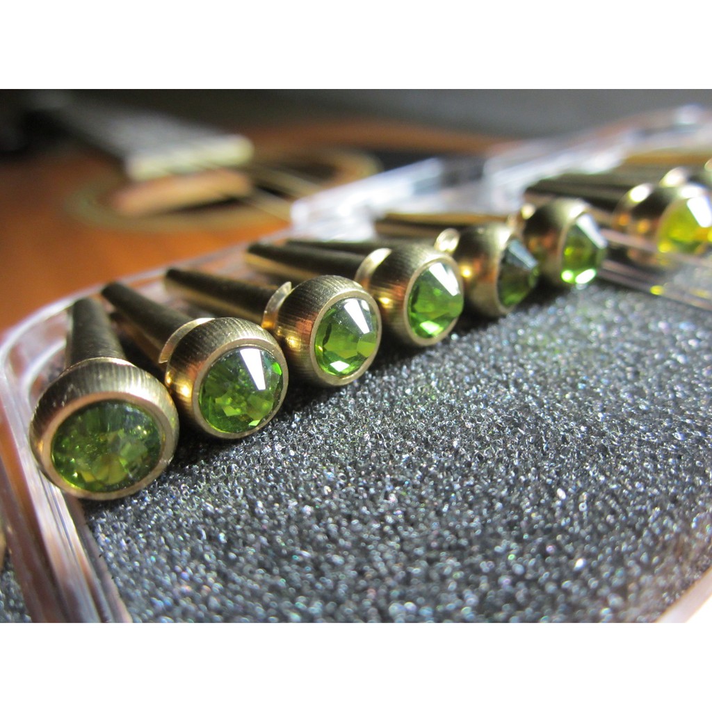 Set 6 chốt đồng đính đá dành cho đàn guitar