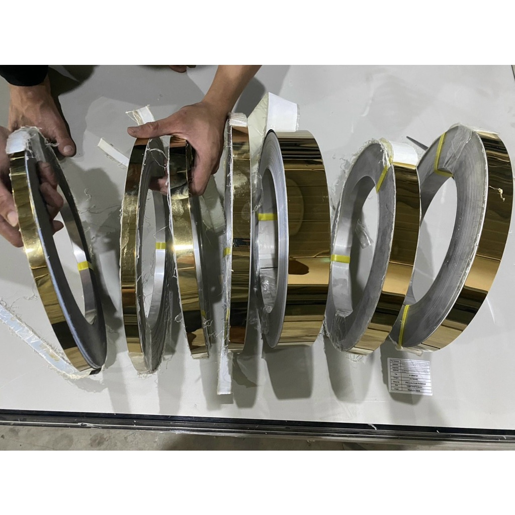 Nẹp la inox trang trí dán tường-trần, nẹp màu vàng gương bản 2cm, 1 thanh dài 2m4