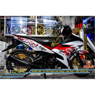 Tem Trùm Xe Exciter 150 Tiger Trắng Đỏ - E-12716