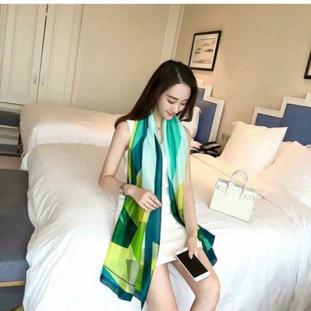 Khăn lụa 