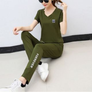 Set bộ thể thao cổ tim
