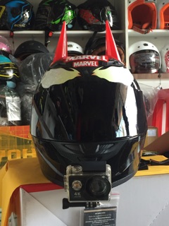 Kính gắn nón fullface M137 và M138