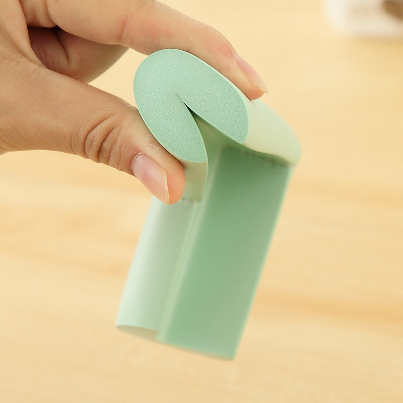 Xốp Mút bọc cạnh bàn, góc bàn giữ an toàn cho bé