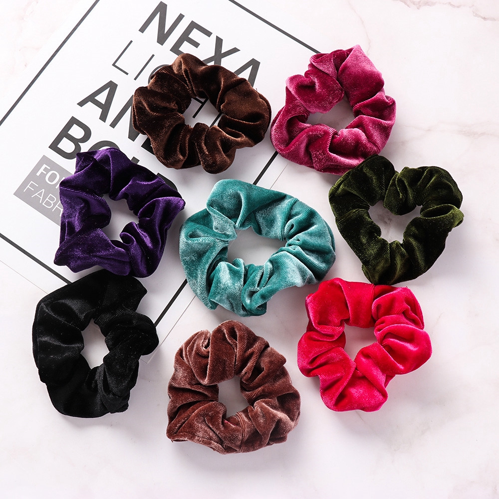 Buộc tóc nữ phong cách vintage xinh xắn