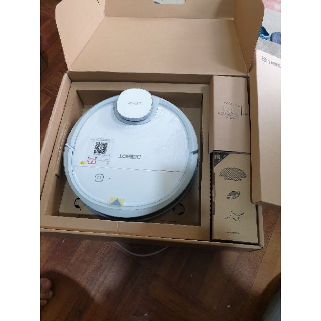 Robot hút bụi lau nhà ECOVACS Deebot DN33 OZMO 900 NEW 100% FULLBOX (hỗ trợ lắp đặt sử dụng tại Hà Nội)