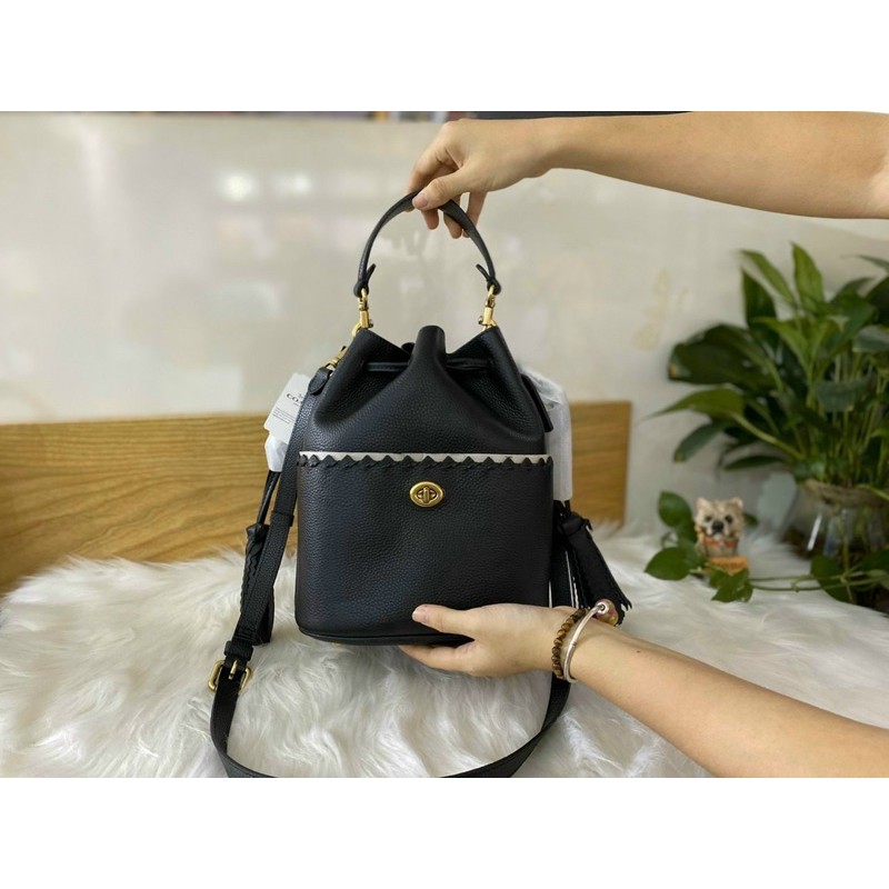 Túi C.@.a.chie lora bucket black