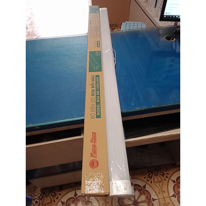 Bộ đèn Tuýp Bán nguyệt M36 1.2m 40w -  Trắng,  đổi màu - Rạng Đông