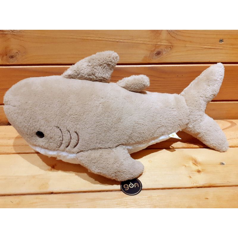 Gấu bông cá mập xù nâu nhạt