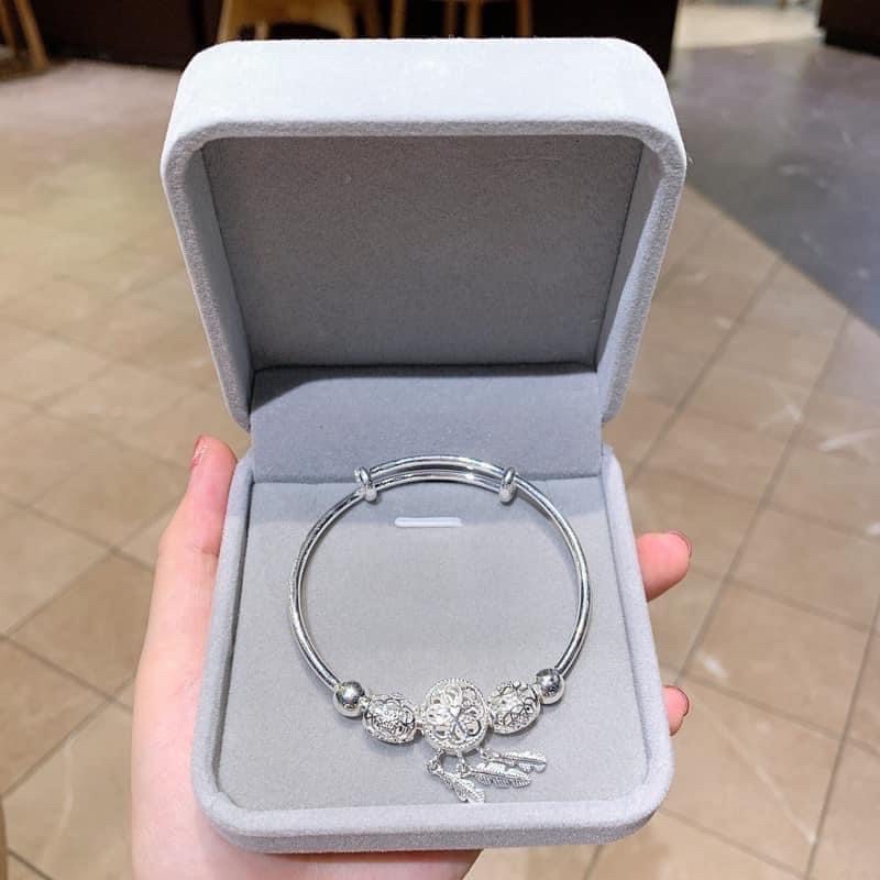 Vòng Tay Pandora Bạc 925 Kèm Charm Cực Xinh Không Hộp