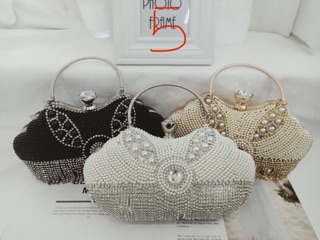 Cốp đá dự tiệc sang chảnh