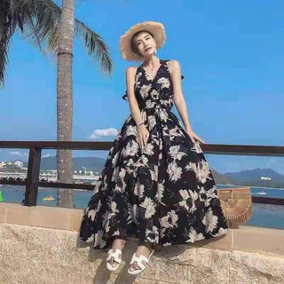 Váy maxi hoa đi biển