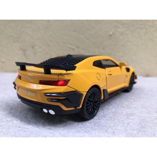 Mô hình xe CHEVROLET Camaro - 1:32