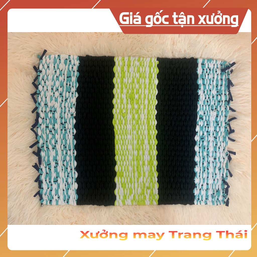 Thảm Lau Nhà Dậm Chân Vải Thun Siêu Thấm Hút Nước 33x45cm