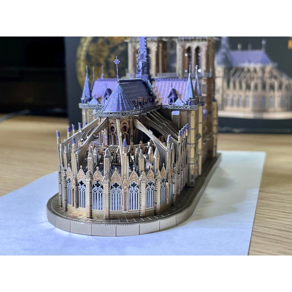 Đồ Chơi Lắp Ráp Mô Hình 3D Bằng Kim Loại Piececool Nhà Thờ Đức Bà Paris