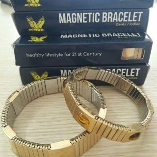 Vòng điều hòa huyết áp đeo tay Made in Nhật Bản