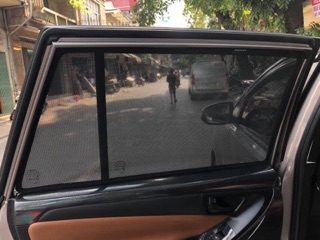 Chắn nắng theo xe i10 cộc