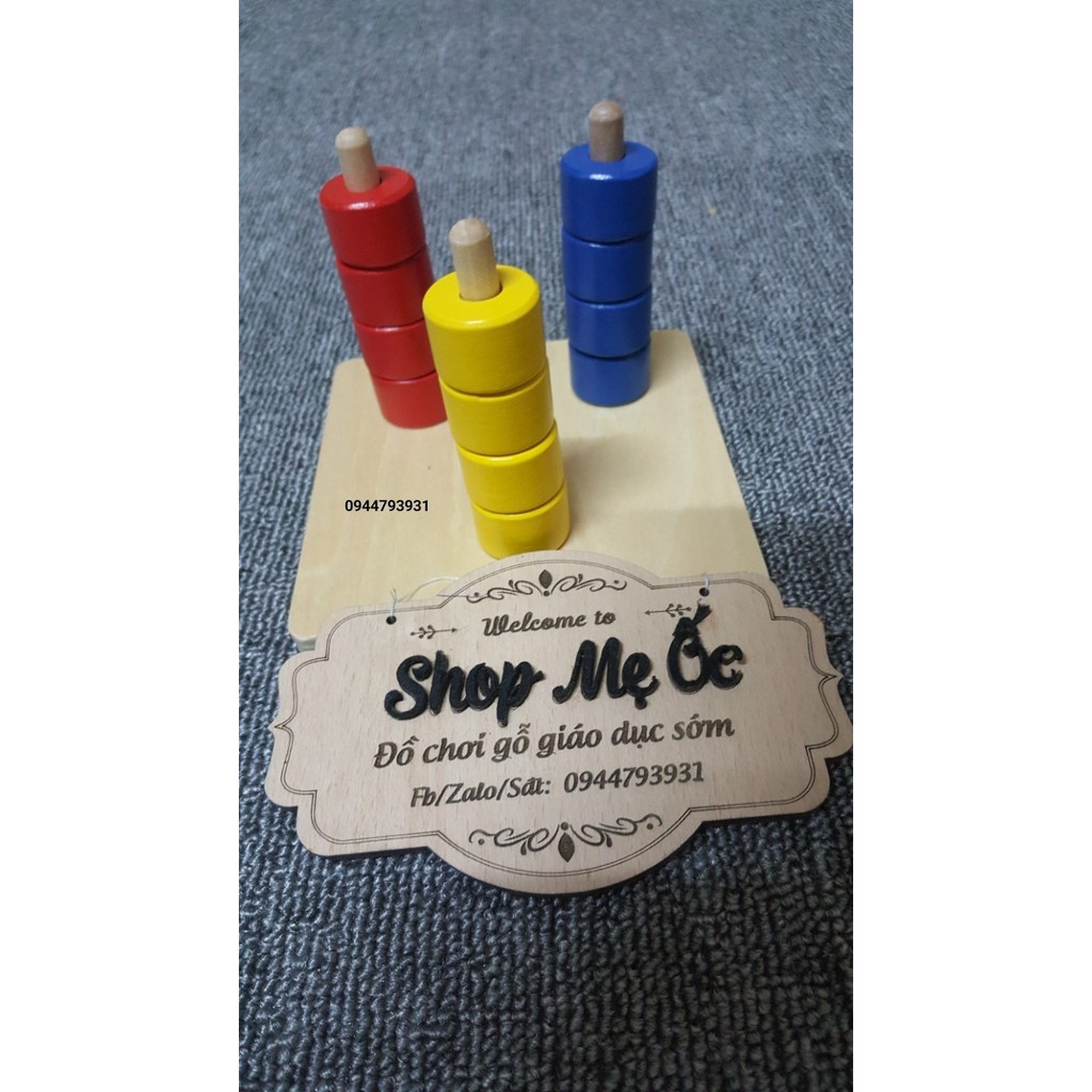 (Có ảnh thật) Thả 3 đĩa tròn khác màu trên 3 trục thẳng đứng - Giáo cụ Montessori 0-3