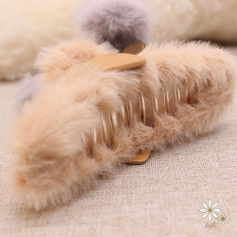 Kẹp Tóc Hình Trái Tim Bằng Lông Nhung Phong Cách Thời Trang Hàn Quốc