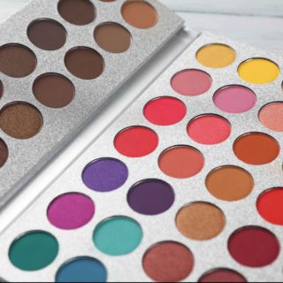 Bảng phấn mắt 63 ô Glazed  Beauty