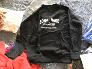 Sale áo sweater ( ảnh thật tự chụp )
