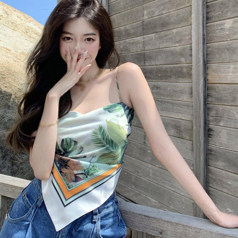 Áo croptop hai dây in họa tiết retro gợi cảm