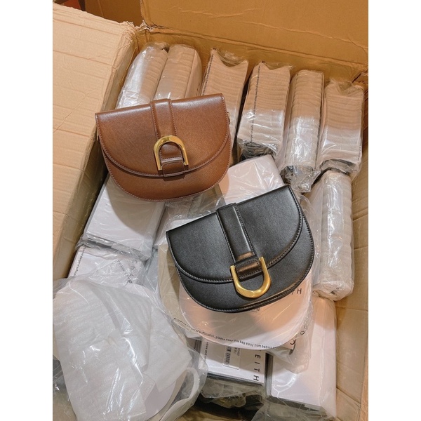 Túi Nữ CNK Túi Yên Ngựa Gabine Saddle Bag New