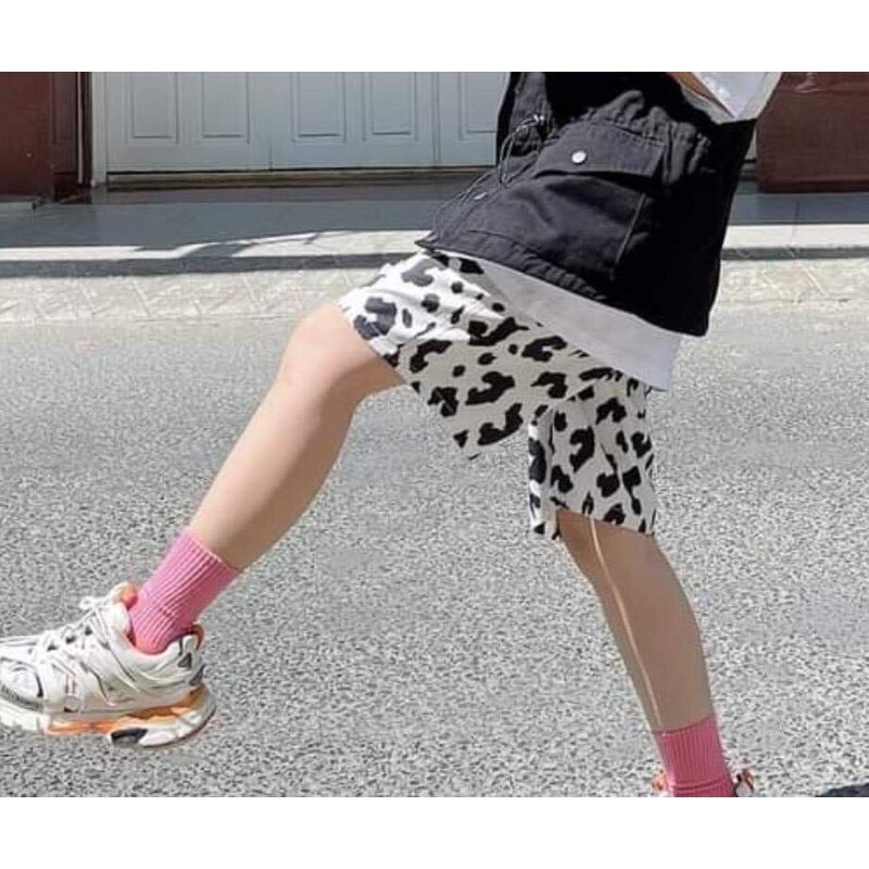 Quần shorts lửng unisex loang bò sữa có túi trẻ trung cá tính/ Quần thể thao cạp chun ống rộng thời trang nữ_ranstore