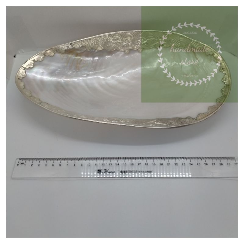 Đĩa đựng trái cây đồ ăn bằng vỏ trai chạm cá viền xi bạc cao cấp - kệ để trang sức
