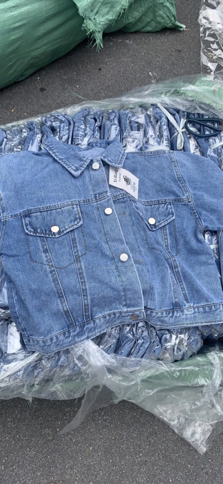 áo khoác bò nữ dáng ngắn trơn | BigBuy360 - bigbuy360.vn